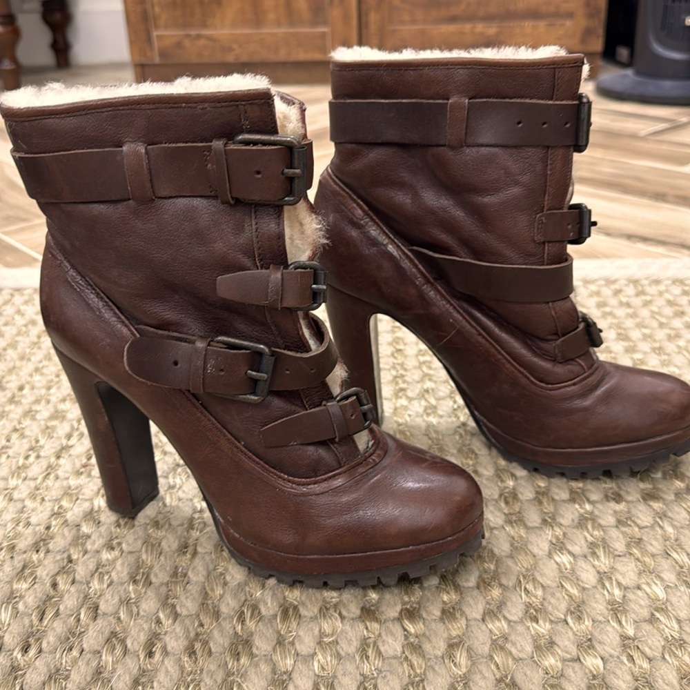 Dolce Vita leather booties with fur and buckle